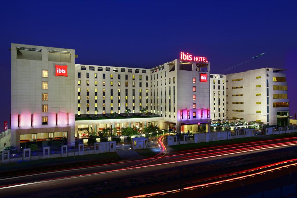 ibis New Delhi Aerocity - An Accor Brand