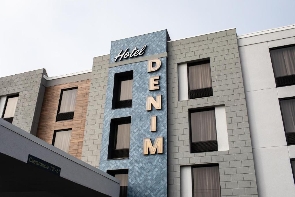 Hotel Denim